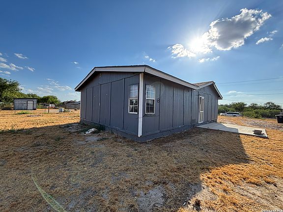 4th image of 3888 CROSS CREEK DR