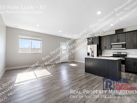 4th image of 159 Park Lawn #2