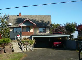 823 Broadway, South Bend, WA 98586