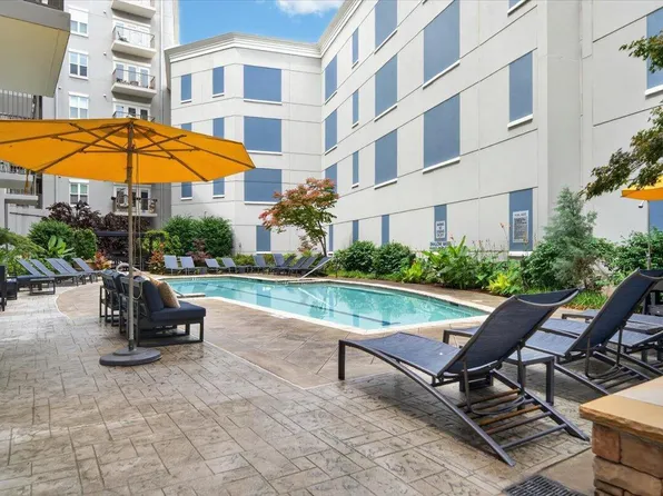 222 Glenwood Ave APT 212, Raleigh, NC 27603