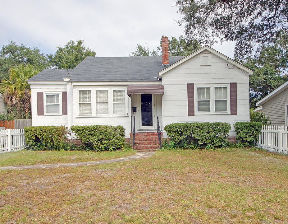 1st image of 1114 North Blvd