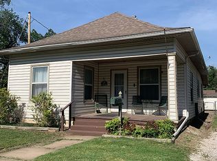 806 N Monroe St, Hutchinson, KS 67501