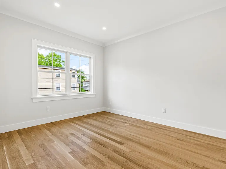 86A Maple Ave #A — Photo 11