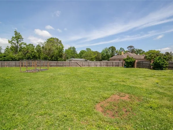 6001 Stonegate Dr #40, Alexandria, LA 71303