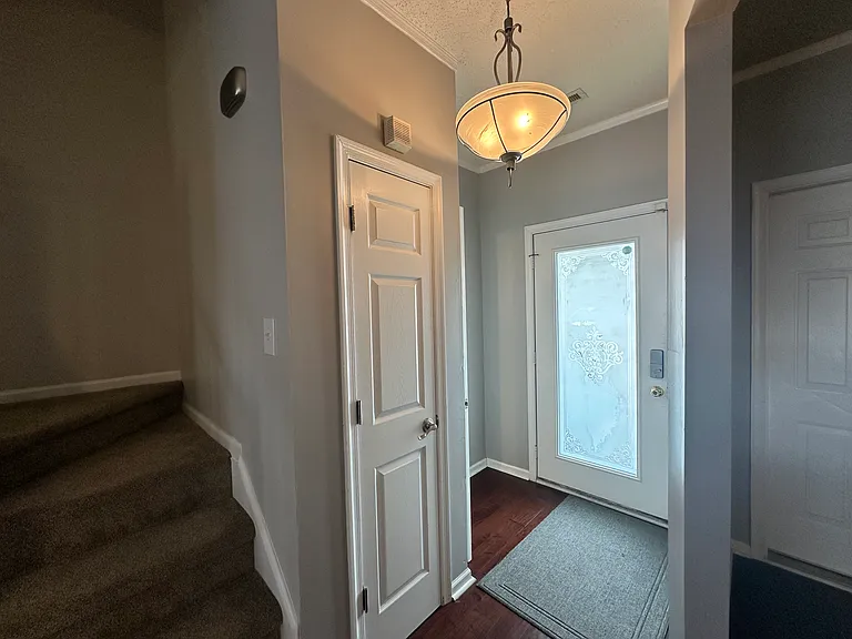 5042 Kemps Lake Dr — Photo 3