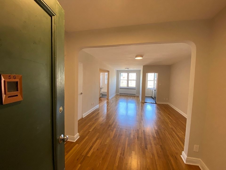 1st image of 780 Greenwich St APT 5G
