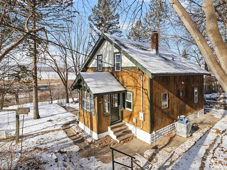 1st image of 700 Point Douglas Rd S