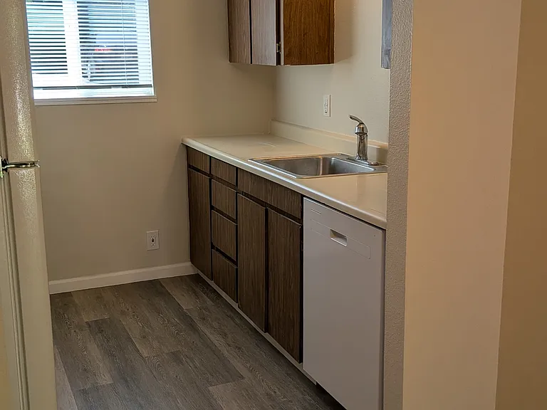 12130-12150 SW Gingham Ln — Photo 7