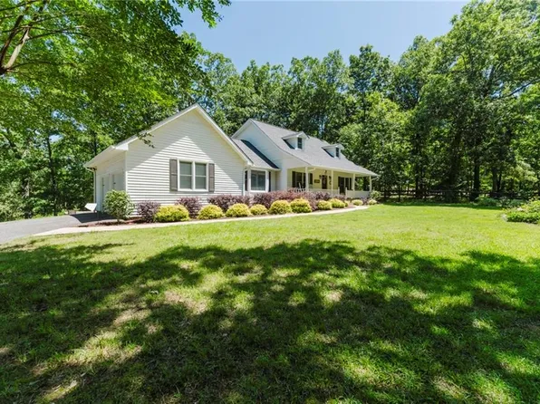 560 Miller Rd, Cedartown, GA 30125