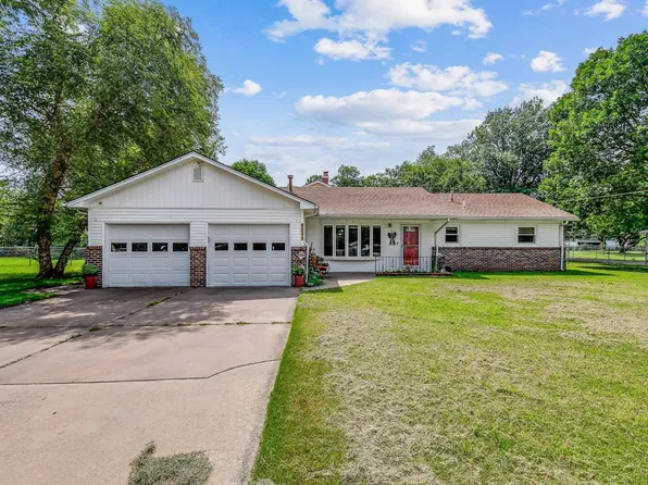 5211 N Legion St, Wichita, KS 67204