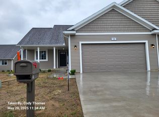 518 McKinley Ct, Three Rivers, MI 49093