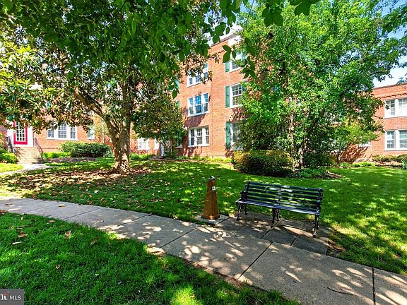 4th image of 1811 Key Blvd #10532