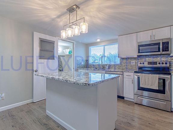 2nd image of 512 N Sarnoff Dr