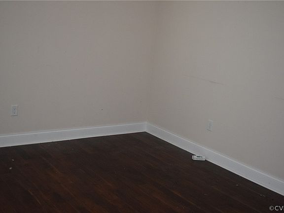 4th image of 3401 Cobblestone Ln