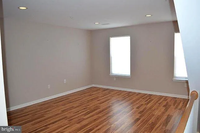 327 S Adams St — Photo 6