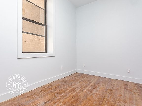 4th image of 1337 Gates Ave APT 2C