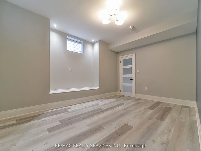 20 Malaspina Close #BASEMENT — Photo 33