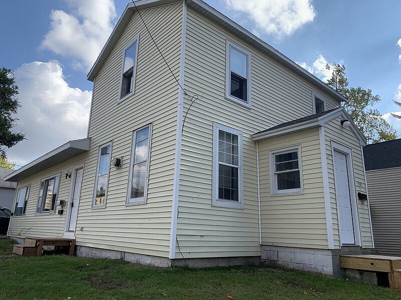 2nd image of 99 Houston Ave #1