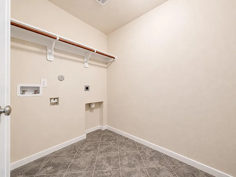 2326 Brookeland Meadow Ct — Photo 17