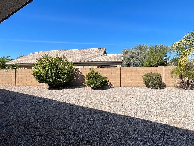 33889 N Barbara Dr — Photo 25