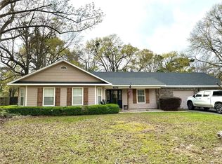 4275 Camellia Cir W, Semmes, AL 36575