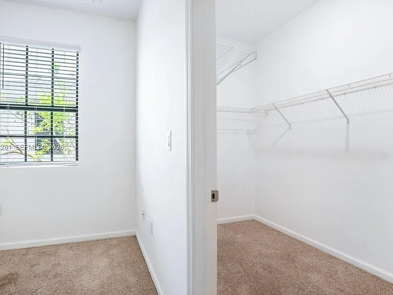 1170 SW 7th Ct #1170 — Photo 25