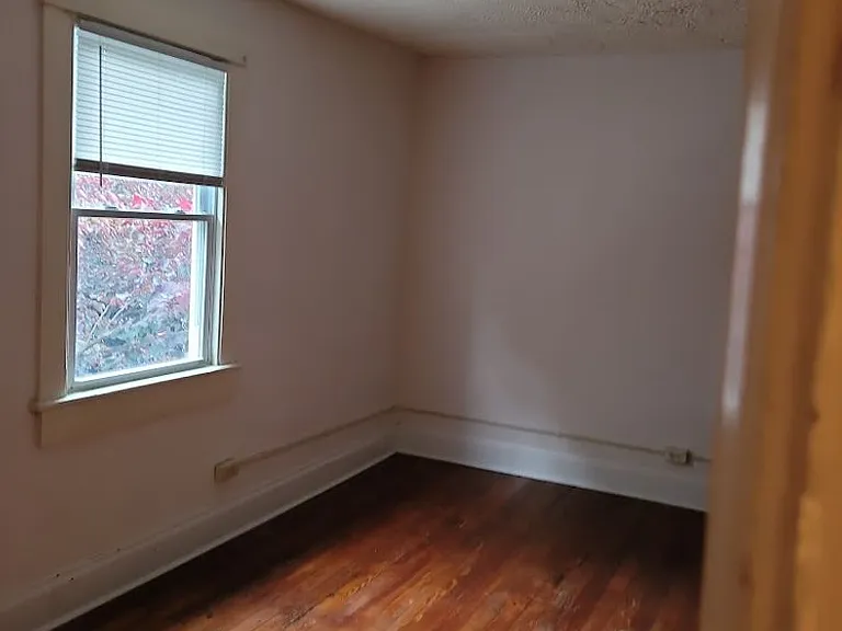 1201 Gordon Ave — Photo 10