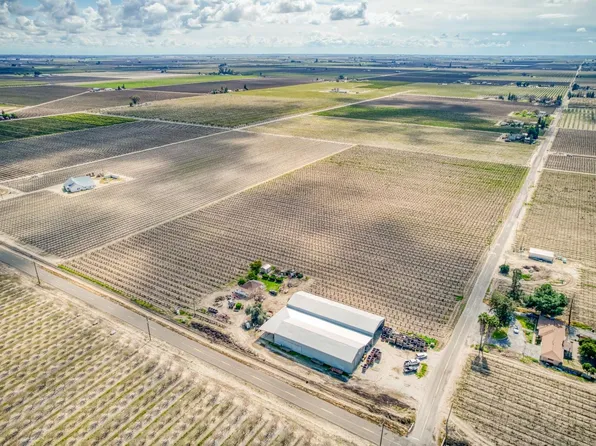 10028 S Fruit Ave, Fresno, CA 93706