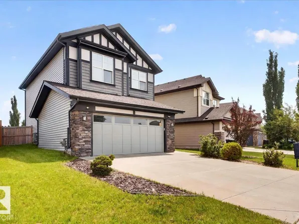 17203 71st St NW, Edmonton, AB T5Z 0H1