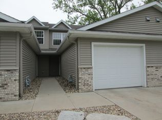 2612 Charles Ct NW, Rochester, MN 55901