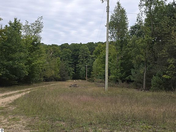 5th image of 6306 Maidens Rd