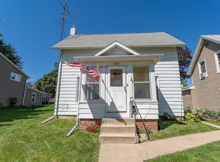 427 Mulberry St, Baraboo, WI 53913