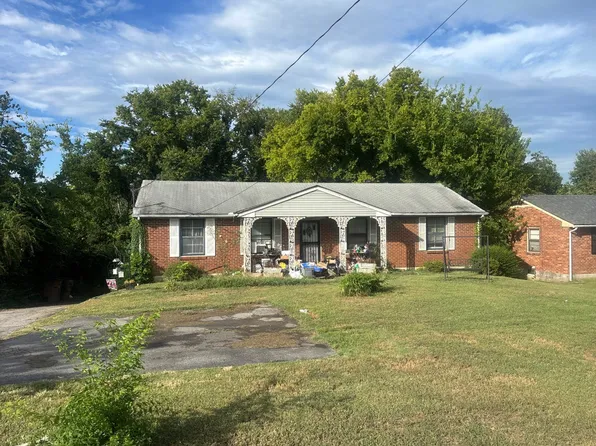 632 Harding Pl, Nashville, TN 37211