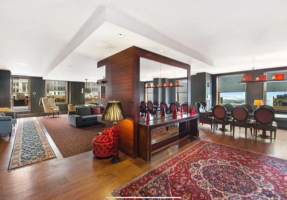 Rented by Level Group | media 48
