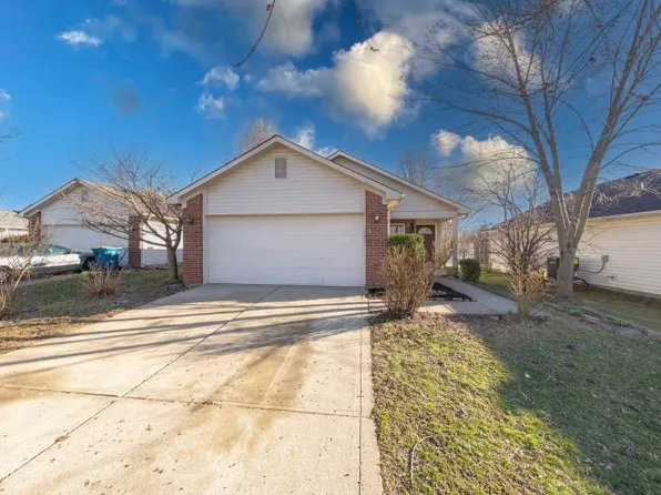 5115 Sweet River Way, Indianapolis, IN 46221