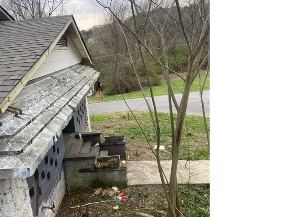 930 W 22nd St, Anniston, AL 36201