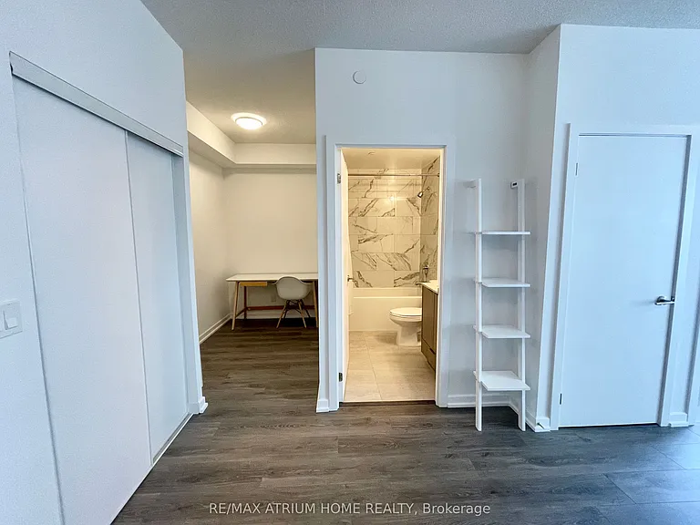 38 Forest Manor Rd #1701 — Photo 7