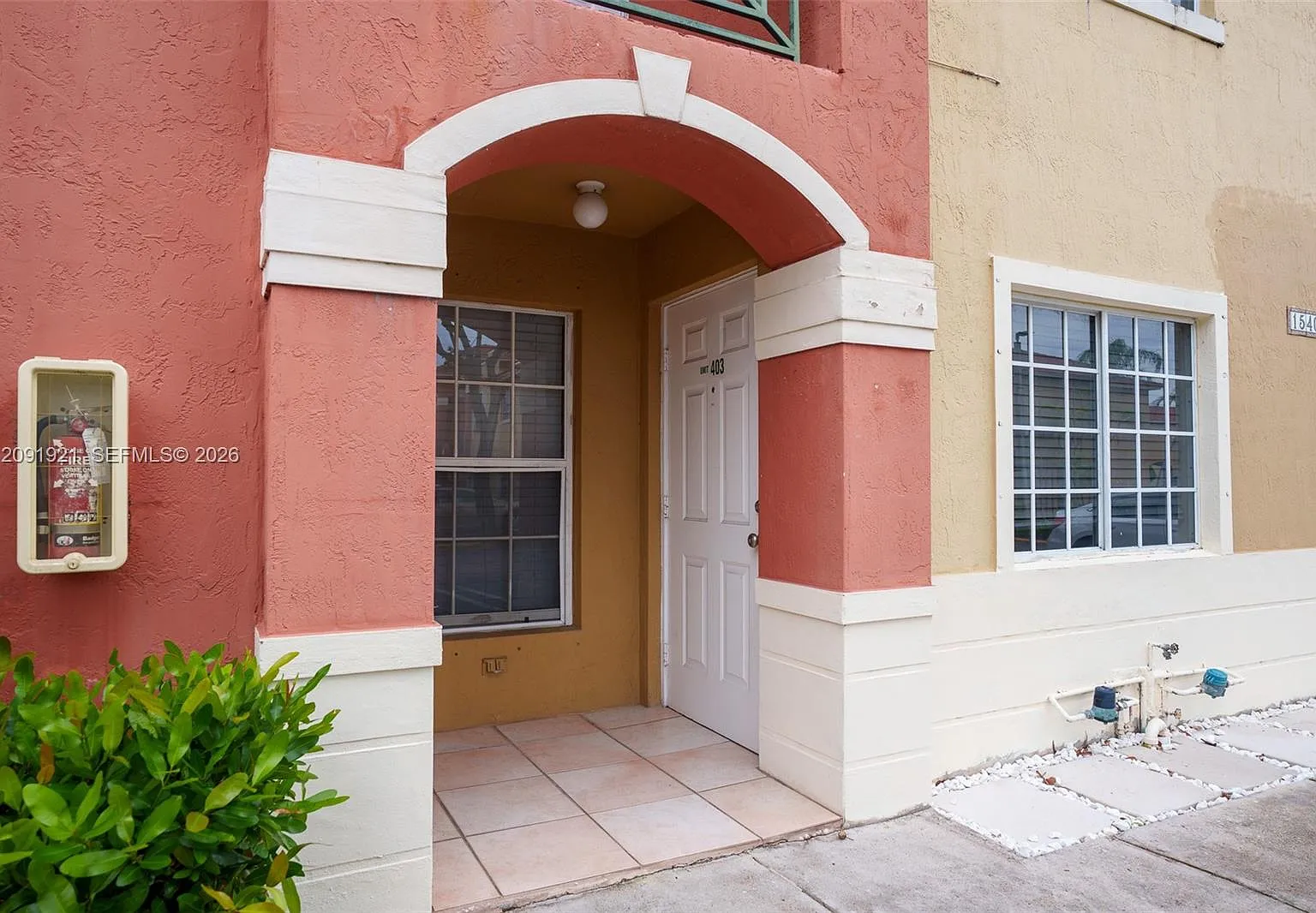 Vista Alegre Townhomes Vi — Photo 4