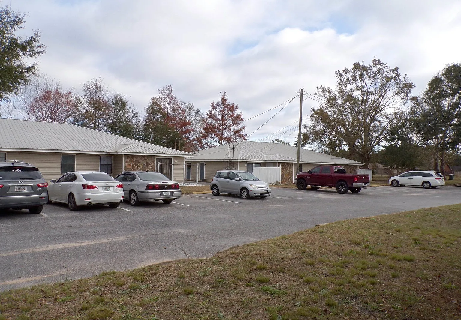2 bed, 1.0 bath, 925 sqft, $1,250 — Photo 4