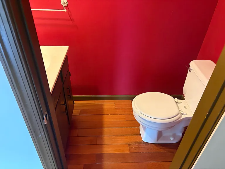 516 Susan Dr — Photo 13