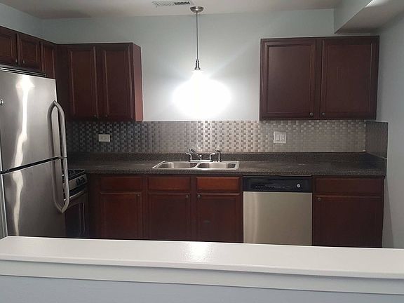5th image of 2254 Abbeywood Dr APT E