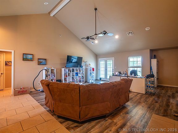 5th image of 1407 Sweetgum Pl