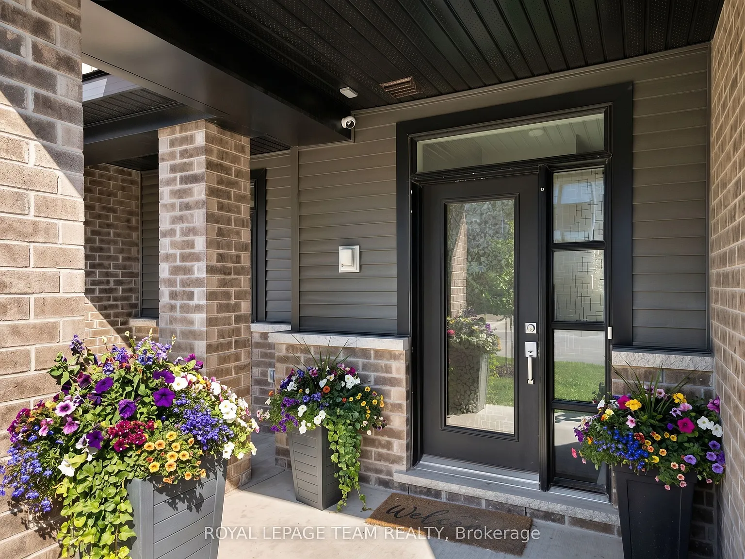 3 bed, $2,700 — Photo 3