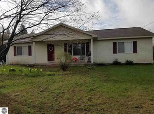 23155 Woodward Ln, Copemish, MI 49625