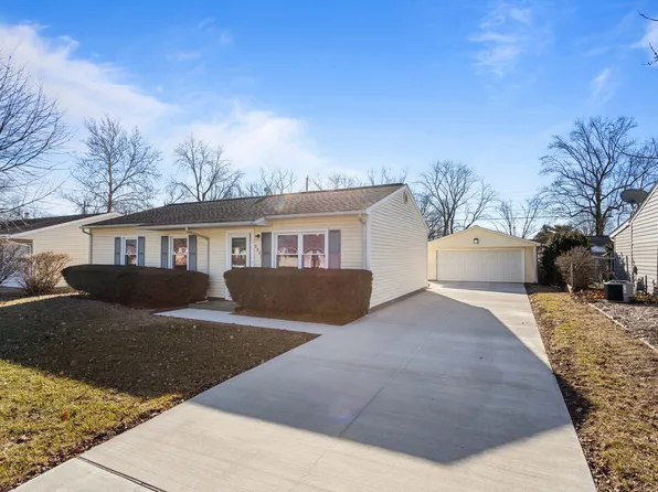 2801 Lawndale Dr, Champaign, IL 61821