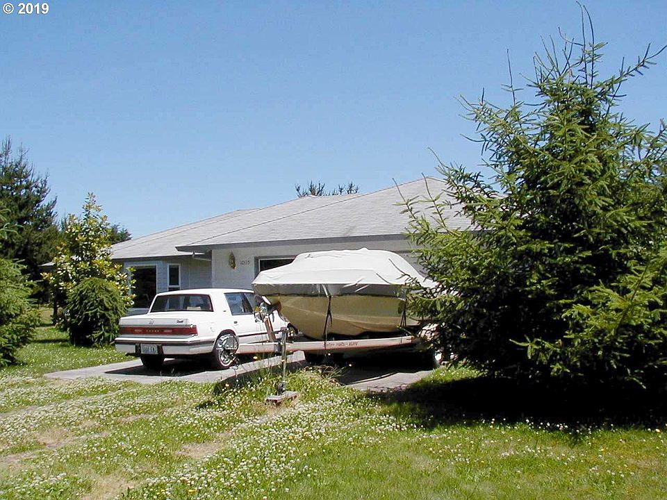 1st image of 10115 NE 124th Ave