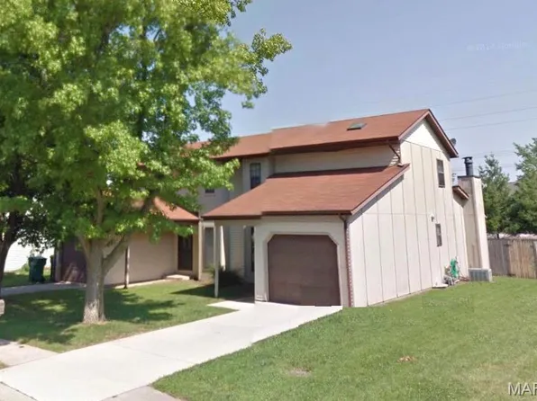 102 Mill Dr #A, O Fallon, IL 62269