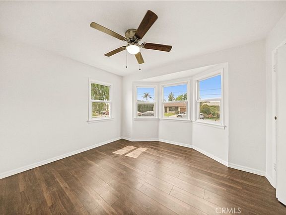 4th image of 836 Random Ln