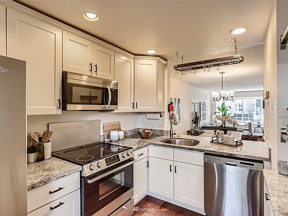 5th image of 778 122nd Ave NE #3