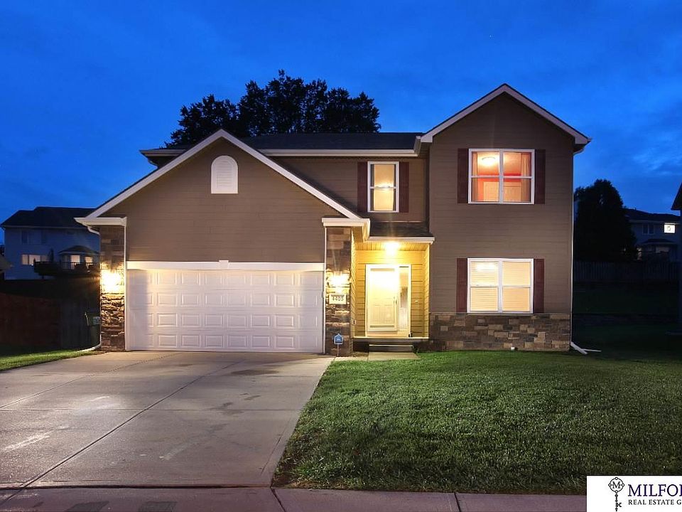 1st image of 4405 Edgerton Dr